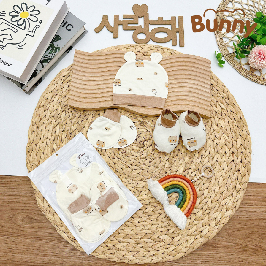 Set mũ bao tay bao chân cho bé sơ sinh Bunny chất liệu petit nền kem xinh xắn mềm mát co dãn cực tốt - Hình ảnh 8