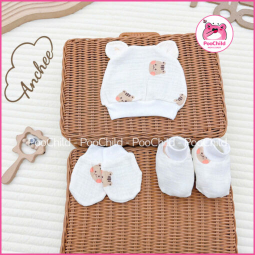 Set Mũ Bao Tay Bao Chân Bé Sơ Sinh Muslin AC-04 Co Giãn 4 Chiều Mềm Ngủ Ngon Thoáng Chống Hằn Giữ Ấm - Hình ảnh 5